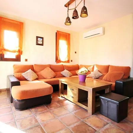 Con Piscina Cerca De La Playa, Puntalara Villa *