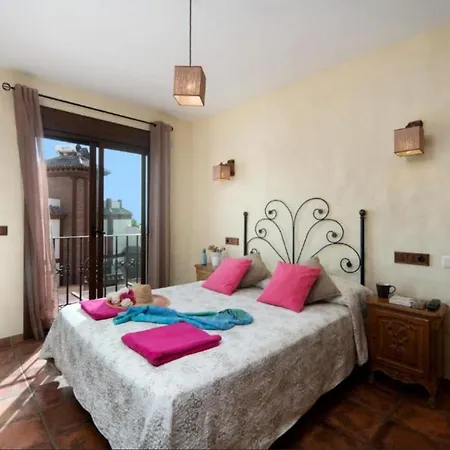 Con Piscina Cerca De La Playa, Puntalara