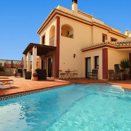 Con Piscina Cerca De La Playa, Puntalara Villa Nerja